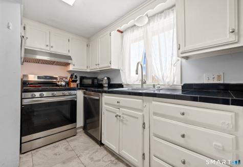 5 Wall Street Middletown CT 06457