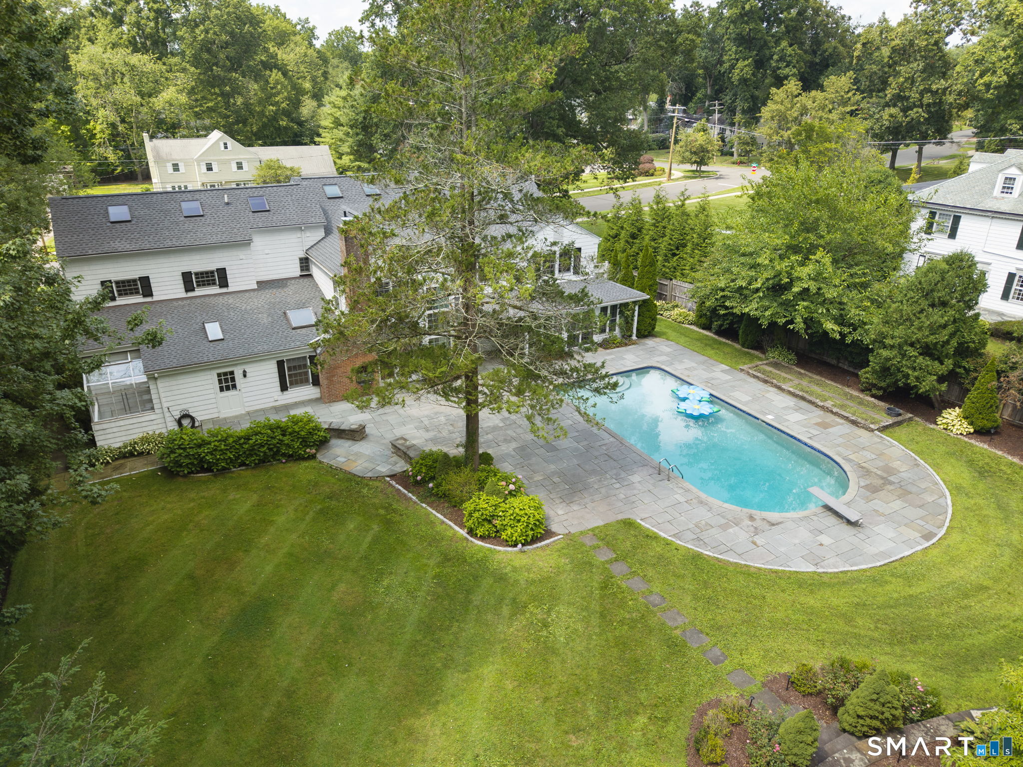 96 Norwood Road West Hartford CT 06117