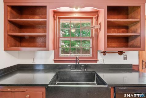 6 Robin Street Stonington CT 06379