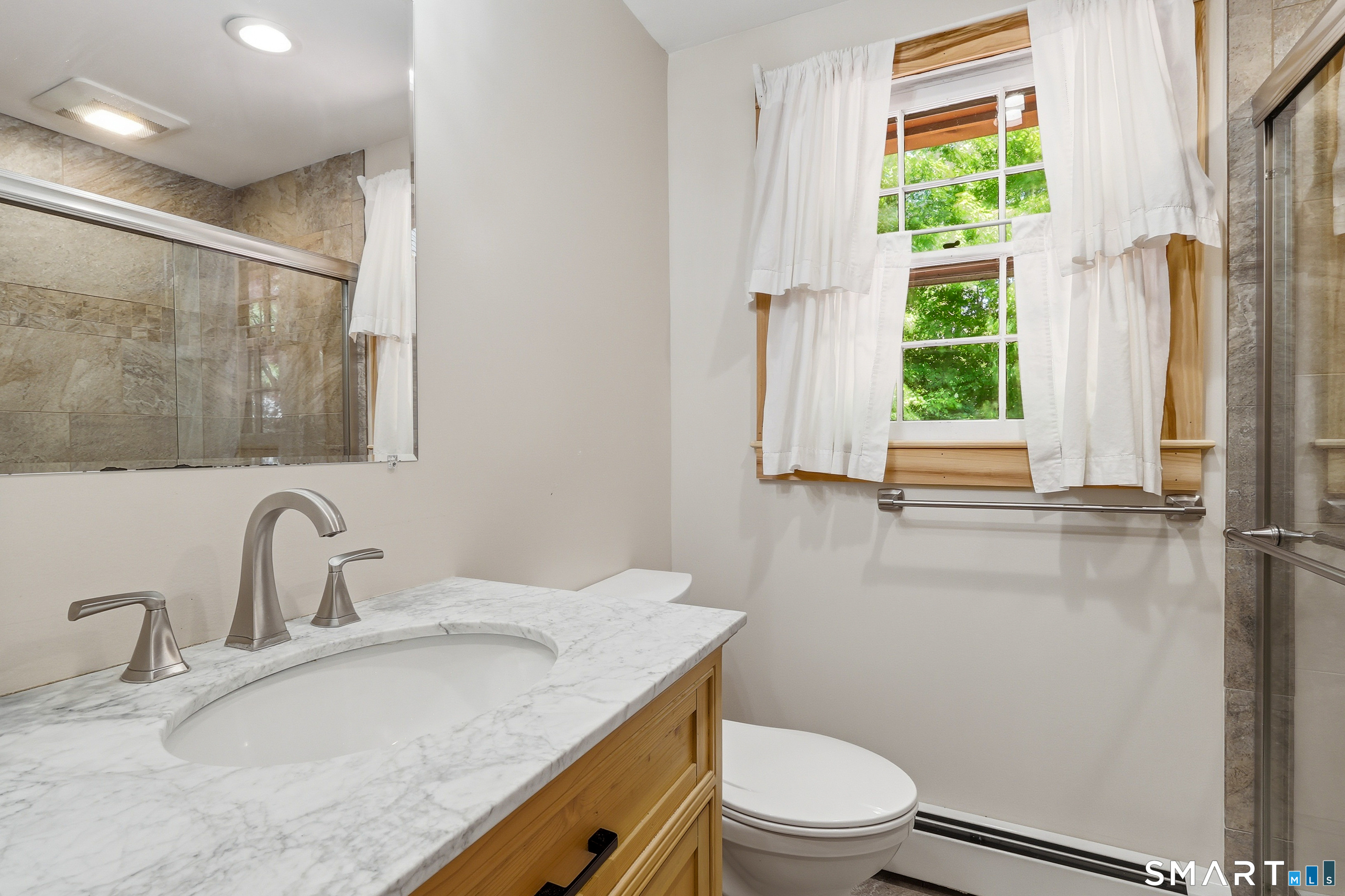 6 Robin Street Stonington CT 06379
