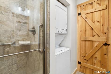 6 Robin Street Stonington CT 06379