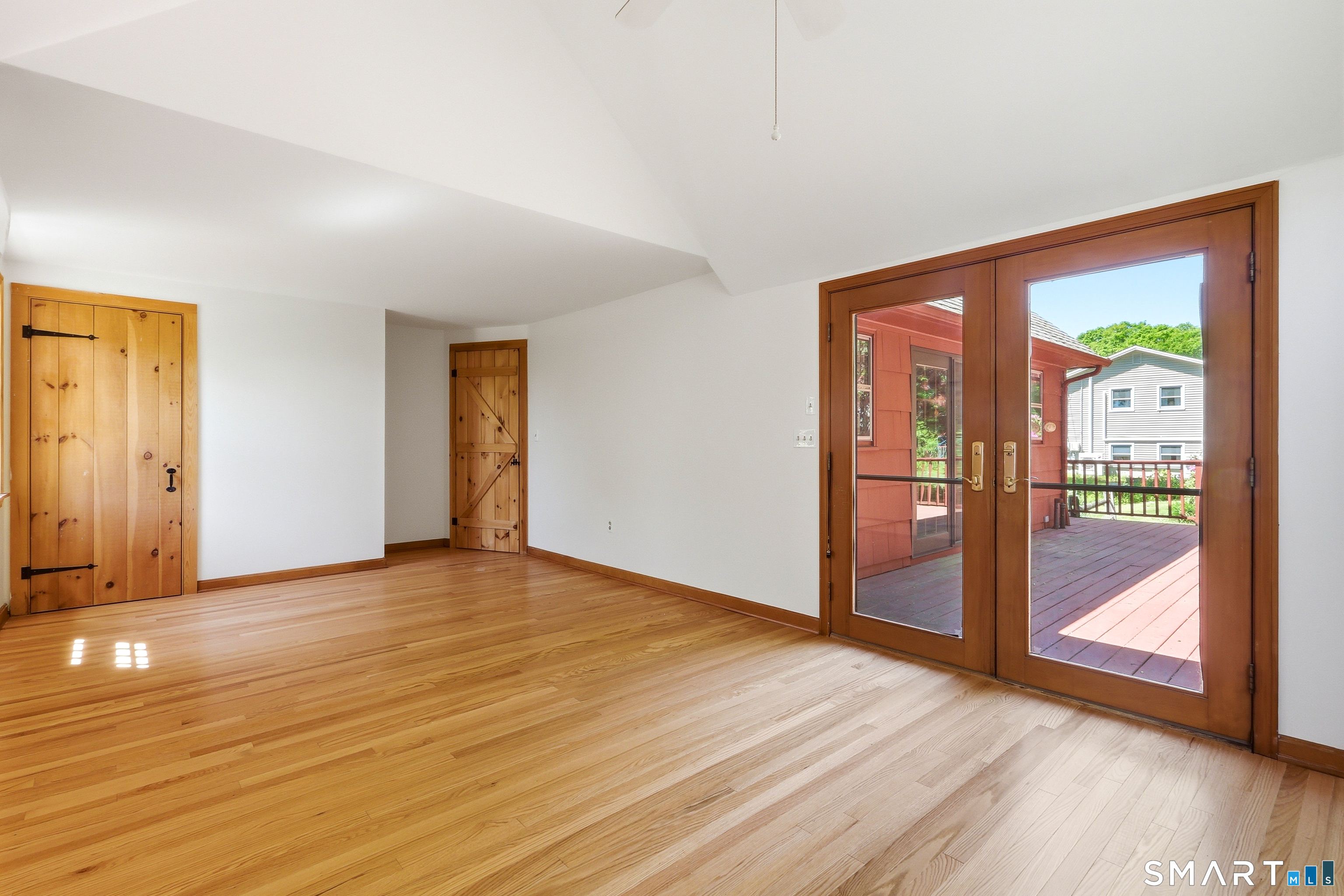 6 Robin Street Stonington CT 06379