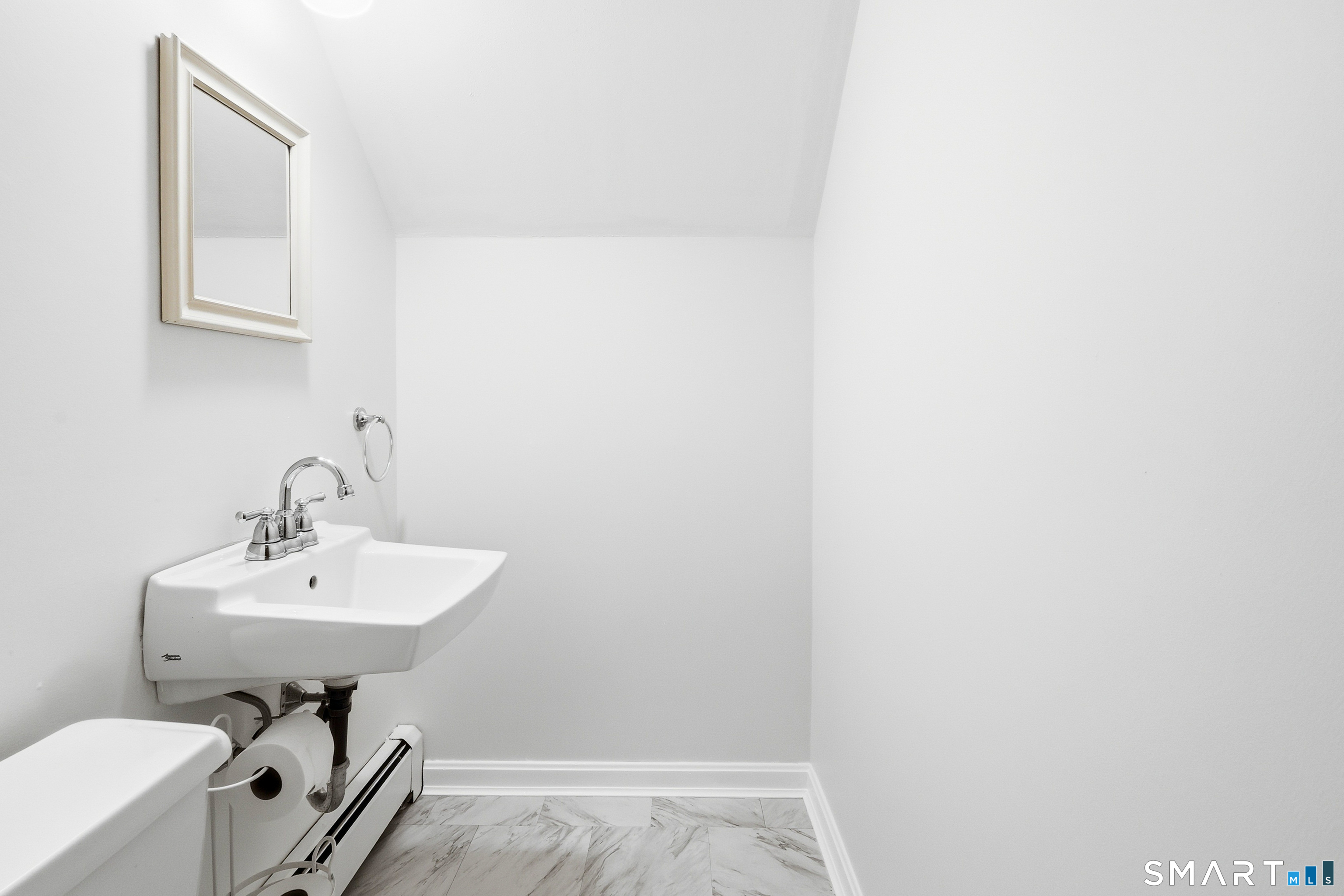 6 Robin Street Stonington CT 06379