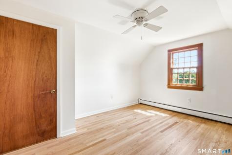 6 Robin Street Stonington CT 06379
