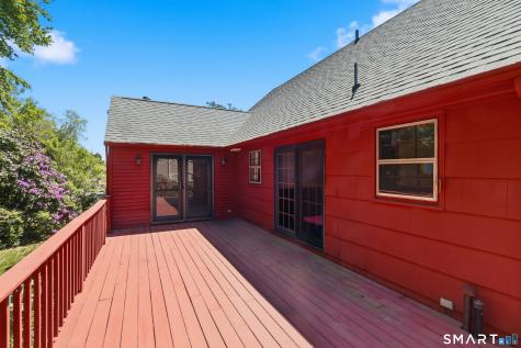 6 Robin Street Stonington CT 06379