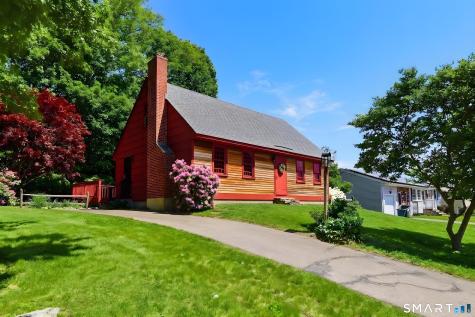 6 Robin Street Stonington CT 06379