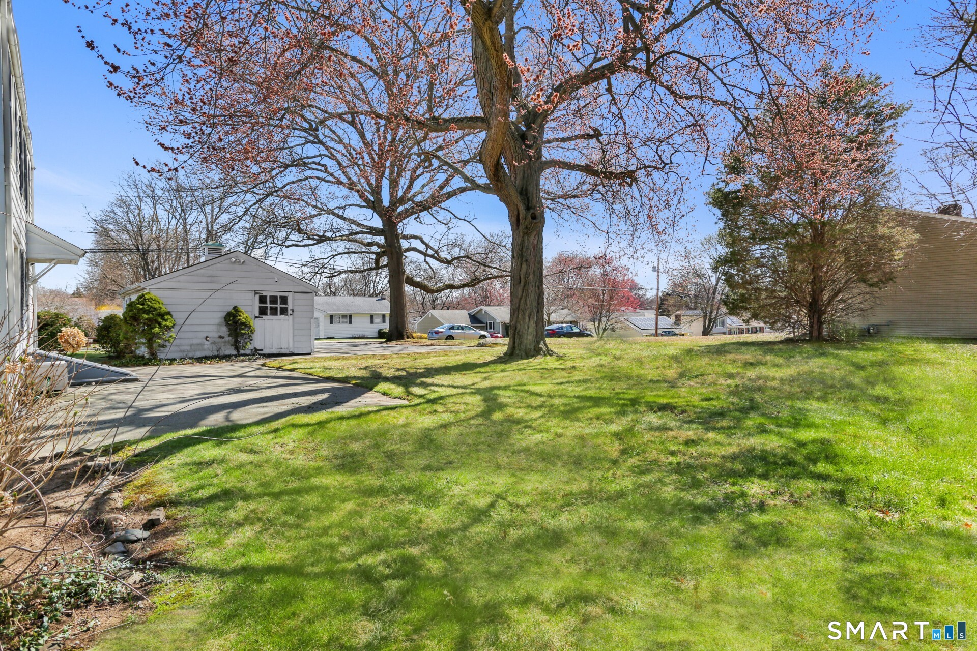 1065 Naugatuck Avenue Milford CT 06461