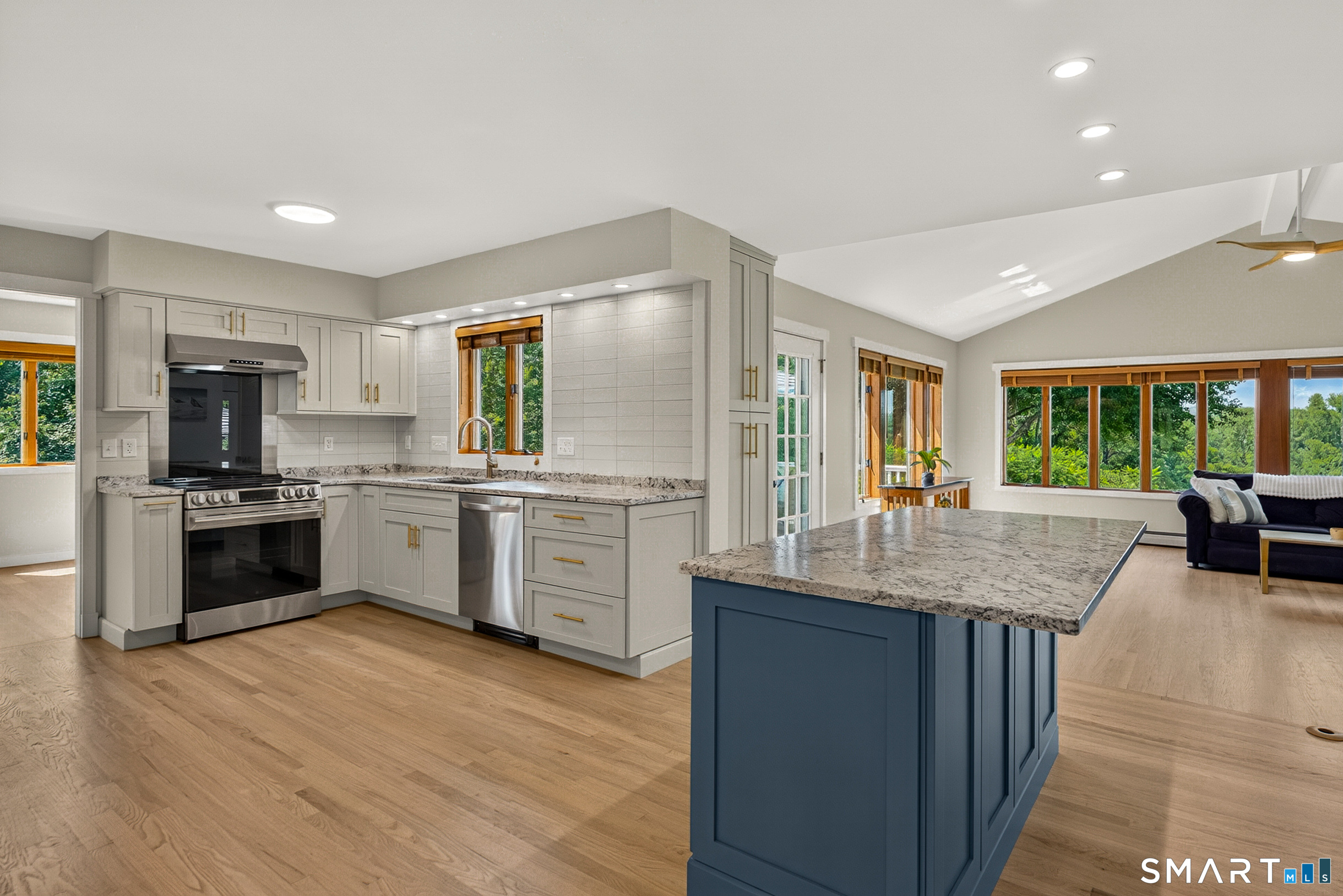5 Stonehedge Drive Tolland CT 06084