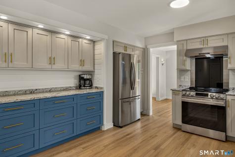 5 Stonehedge Drive Tolland CT 06084