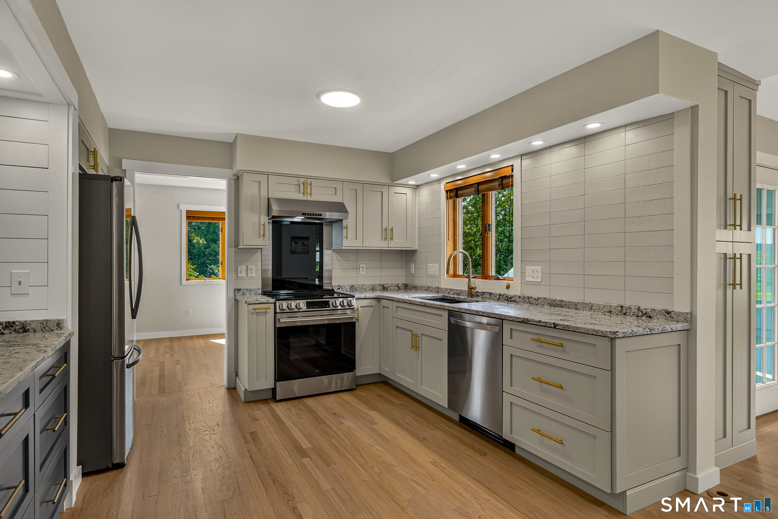 5 Stonehedge Drive Tolland CT 06084