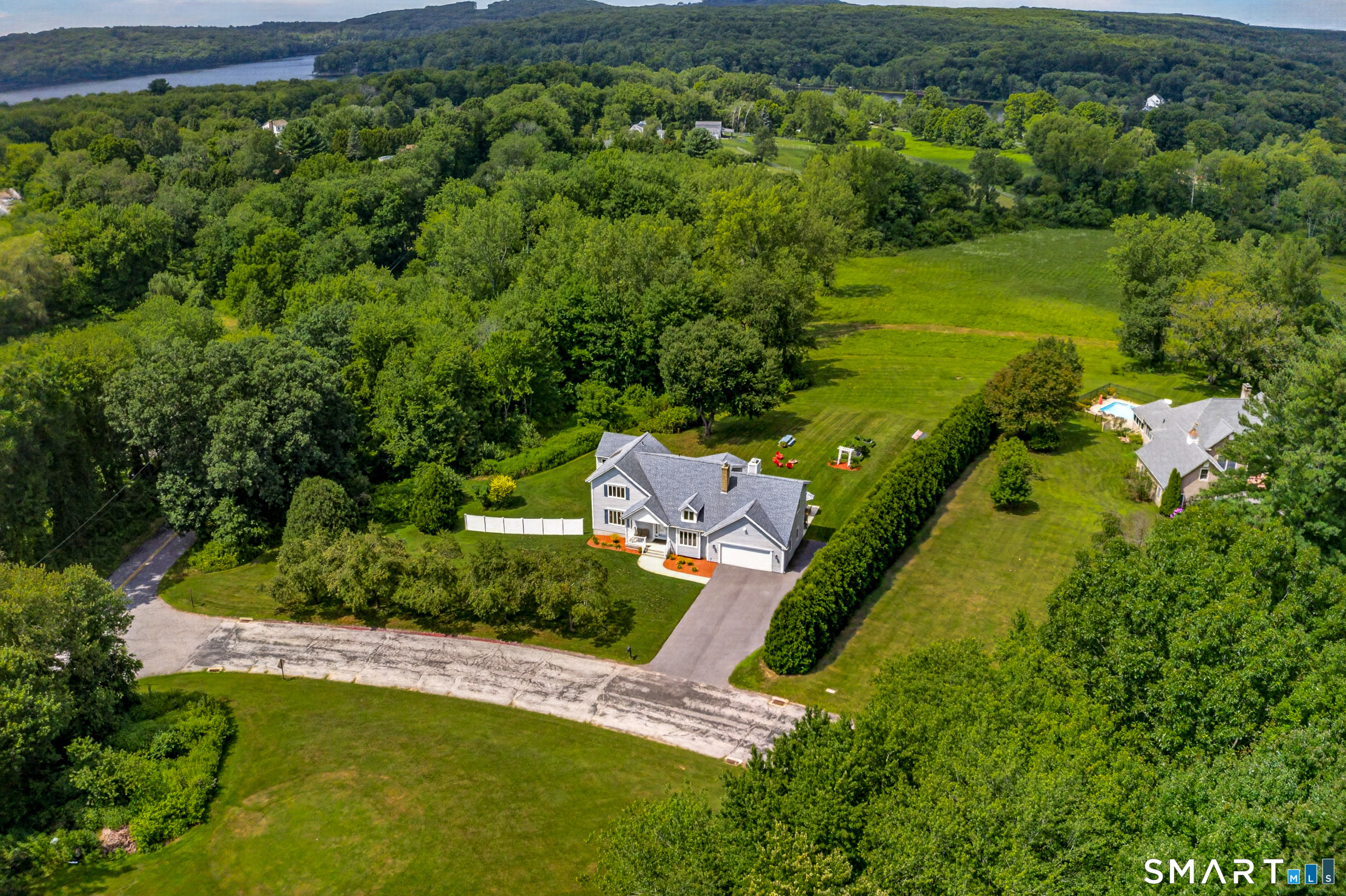 5 Stonehedge Drive Tolland CT 06084