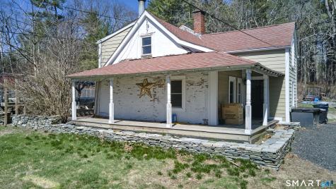 3 Woodstock West Avenue Putnam CT 06260