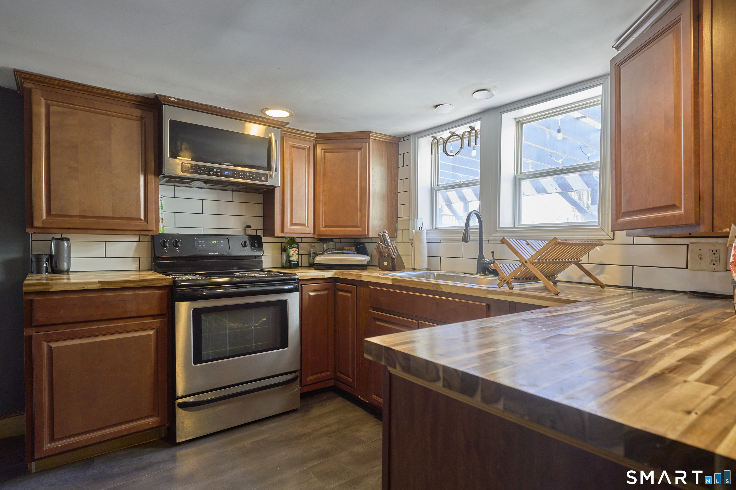 3 Woodstock West Avenue Putnam CT 06260
