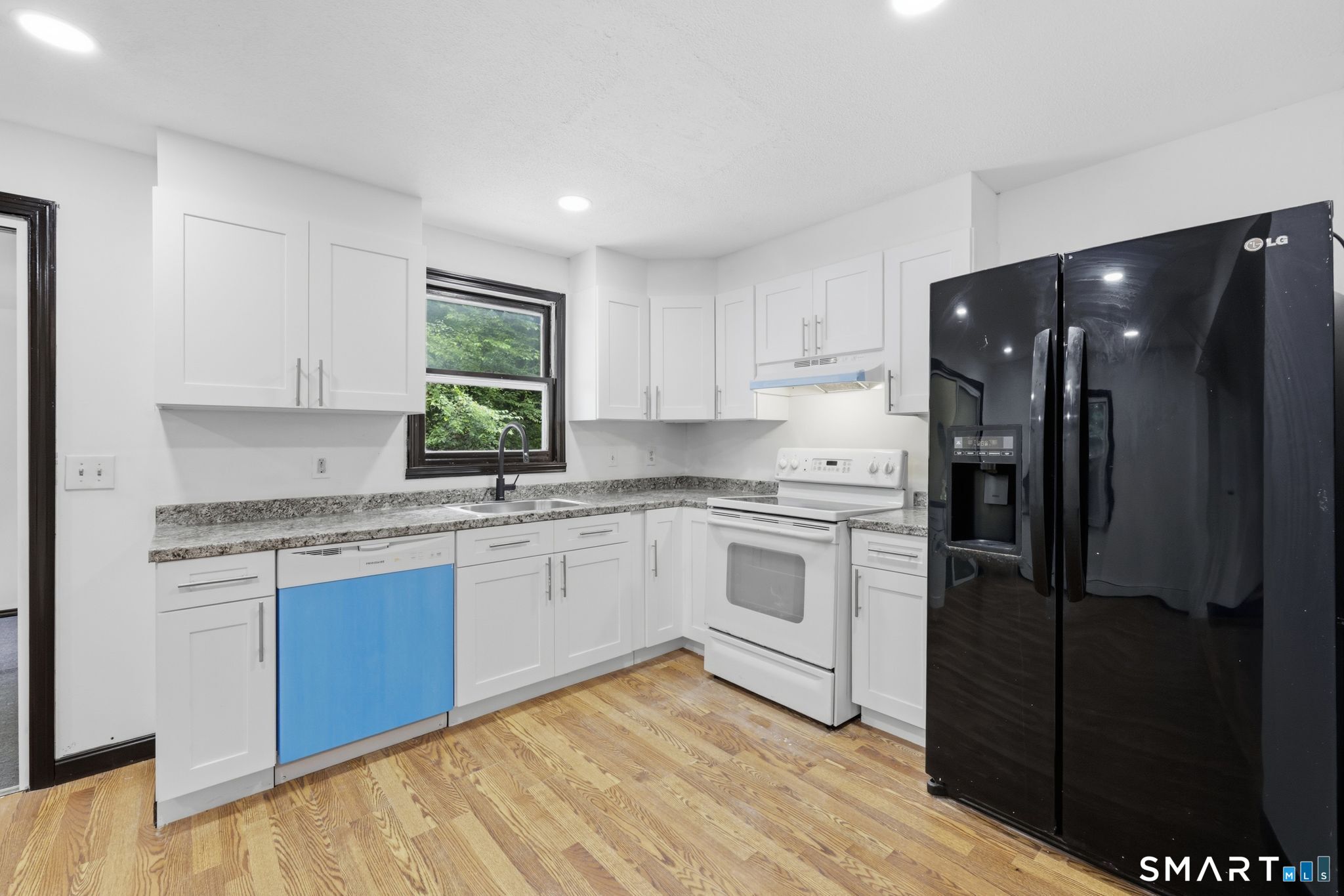24 Crestview Drive Montville CT 06382