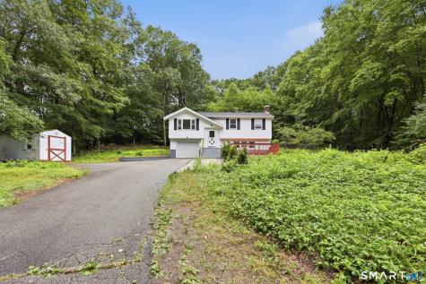 24 Crestview Drive Montville CT 06382