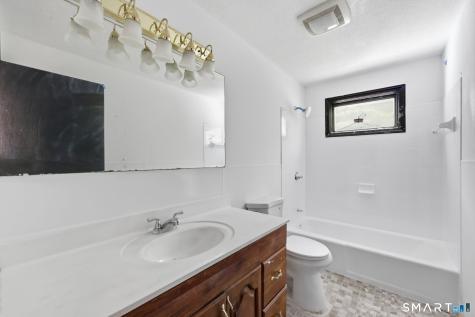 24 Crestview Drive Montville CT 06382
