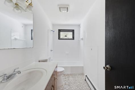 24 Crestview Drive Montville CT 06382