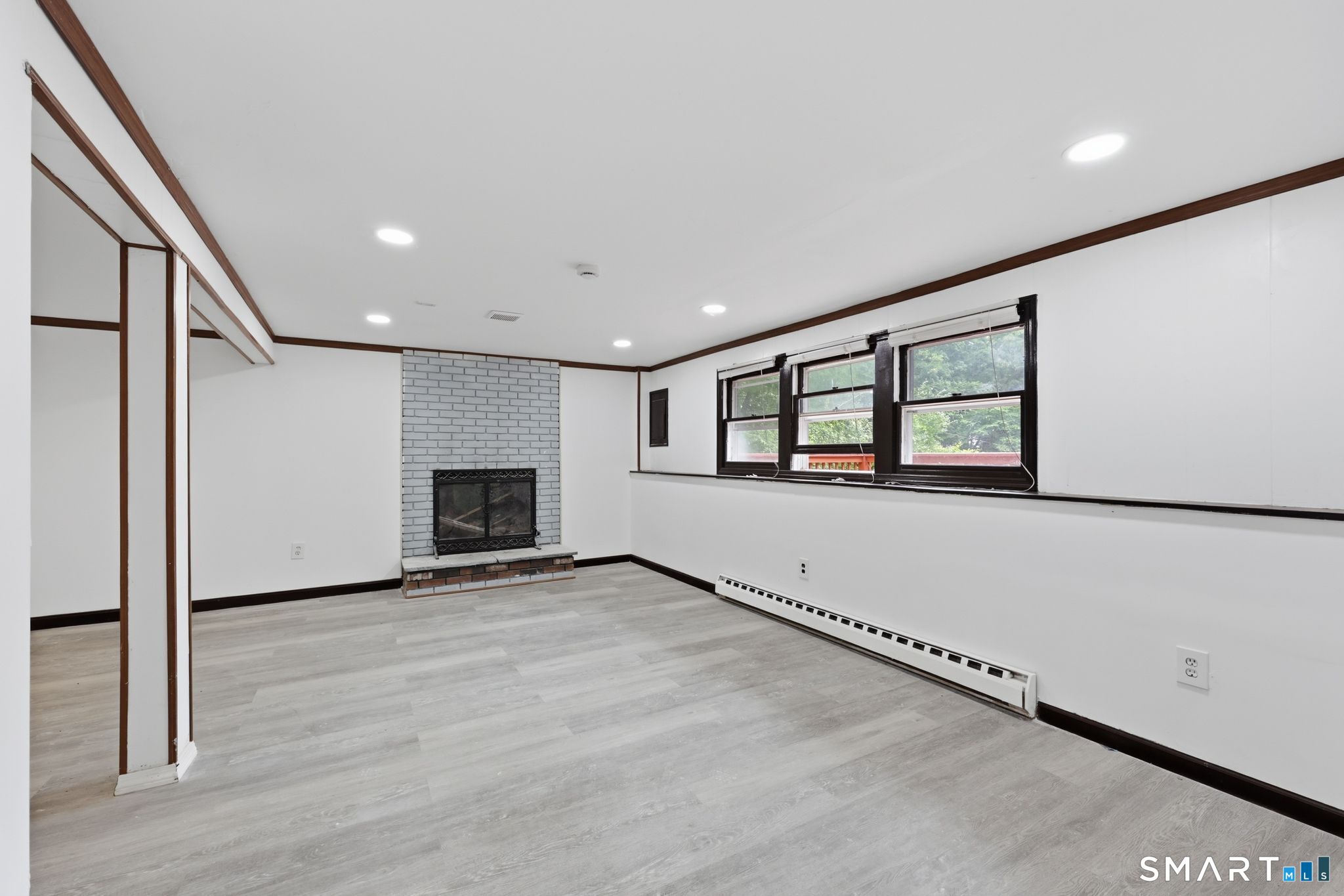 24 Crestview Drive Montville CT 06382