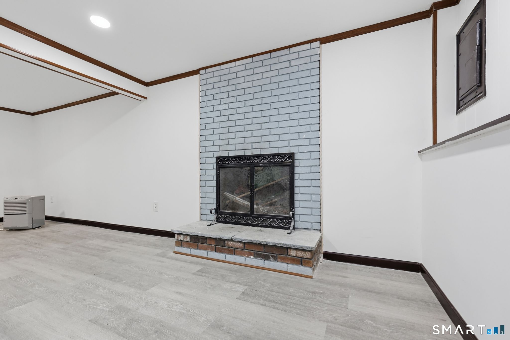 24 Crestview Drive Montville CT 06382