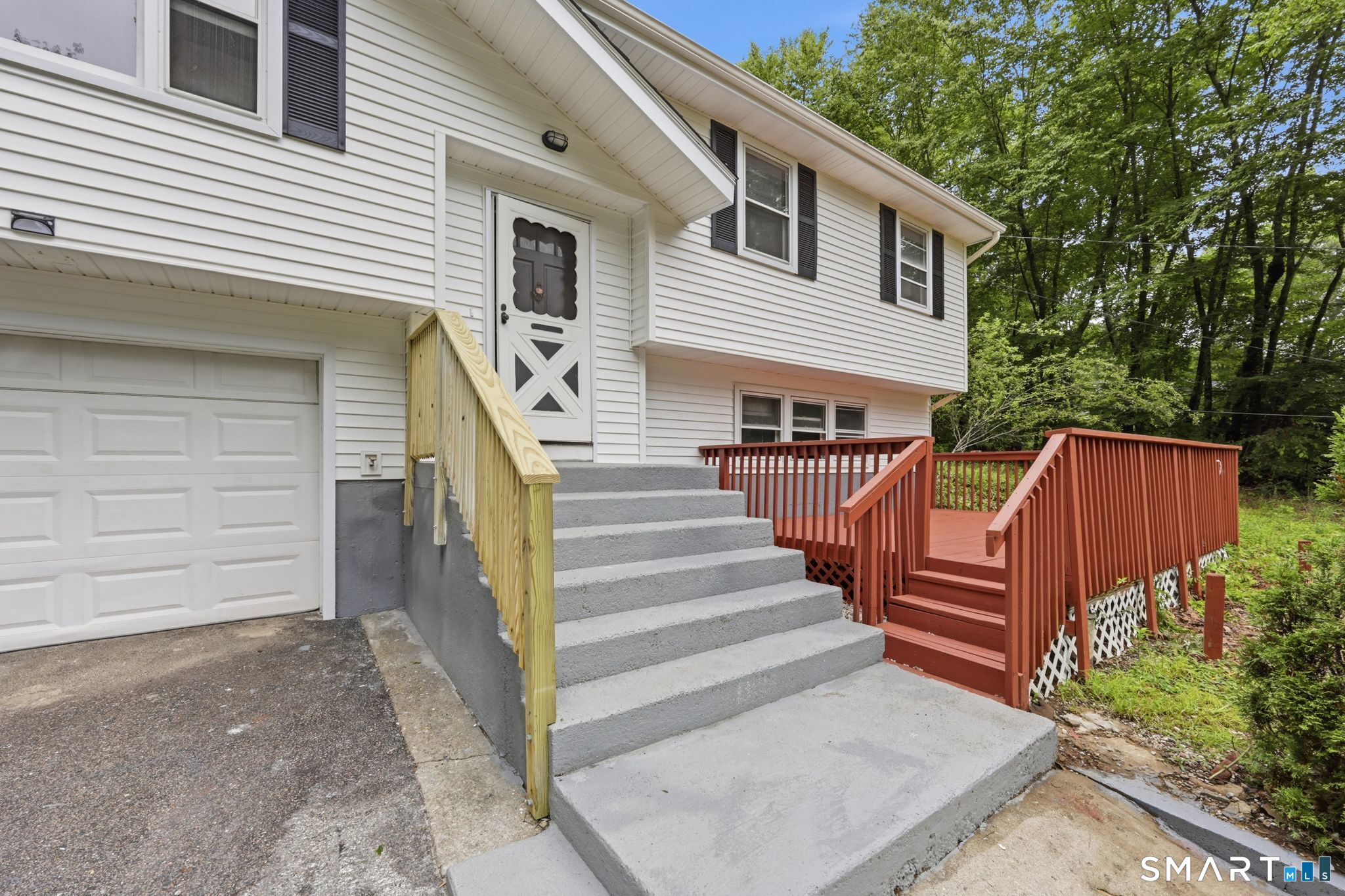 24 Crestview Drive Montville CT 06382