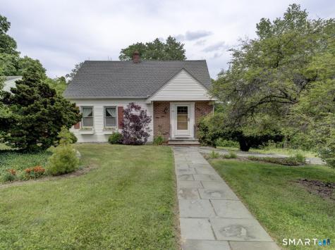 10 Spring Hill Road Harwinton CT 06791