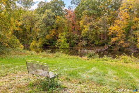 453 Waterville Road Avon CT 06001