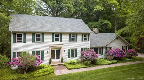 16 Cornell Road New Fairfield CT 06812