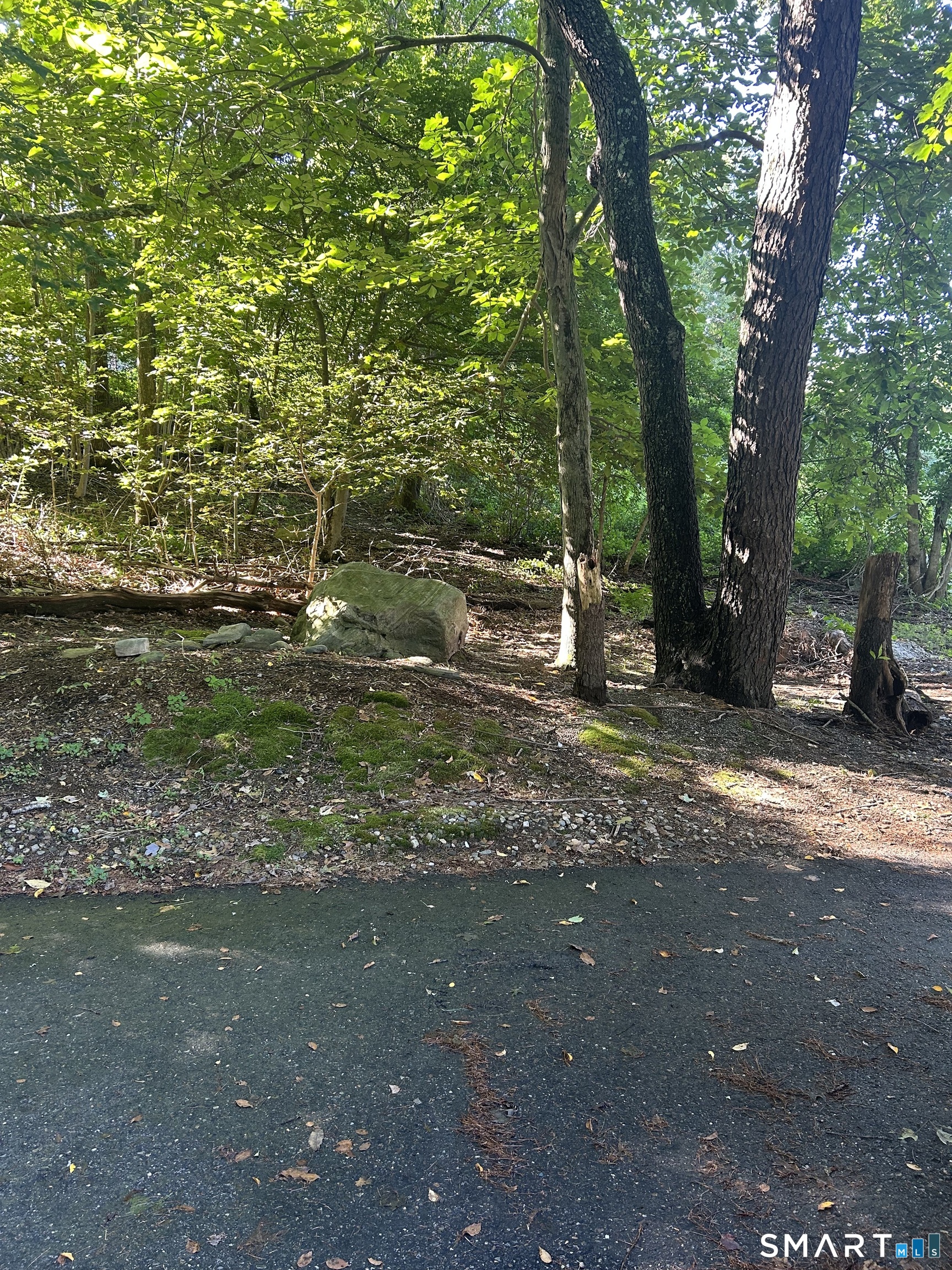 12 R And R Park Killingly CT 06241