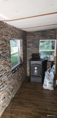 12 R And R Park Killingly CT 06241