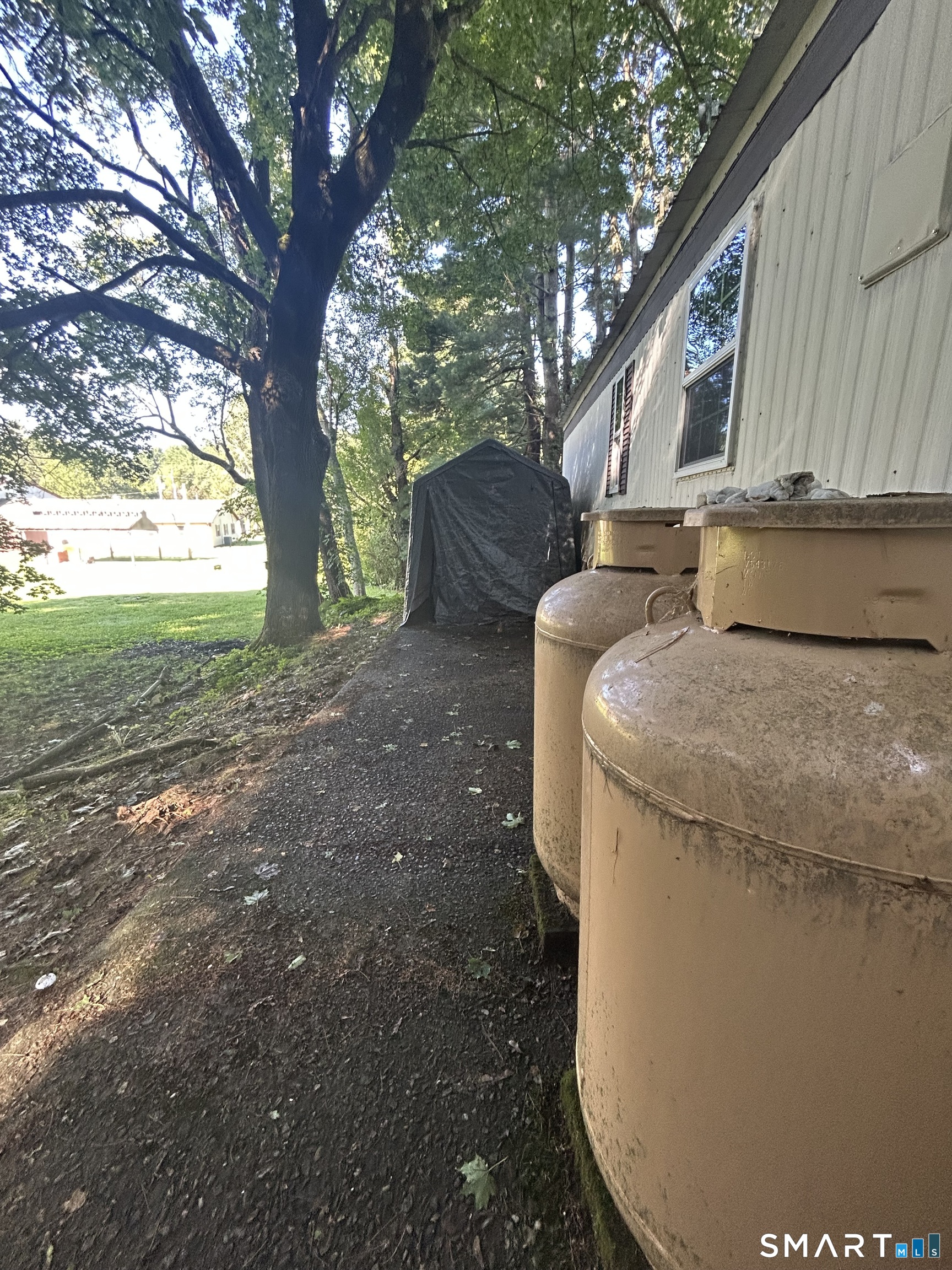 12 R And R Park Killingly CT 06241