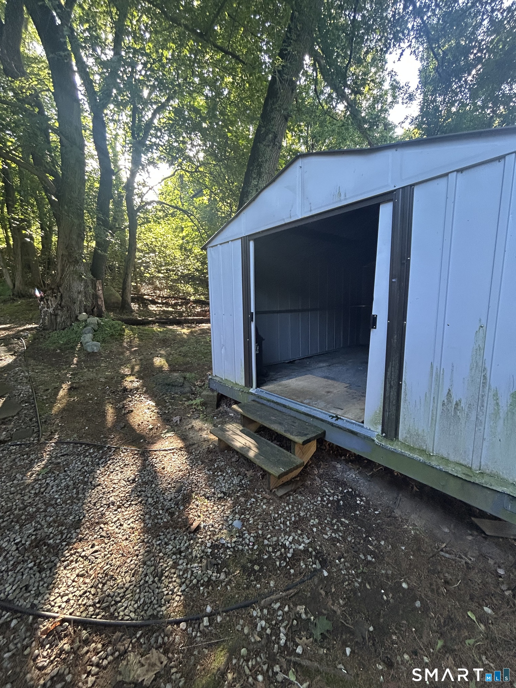 12 R And R Park Killingly CT 06241