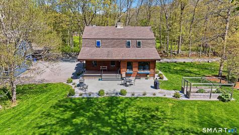 61 Mystic Road North Stonington CT 06359