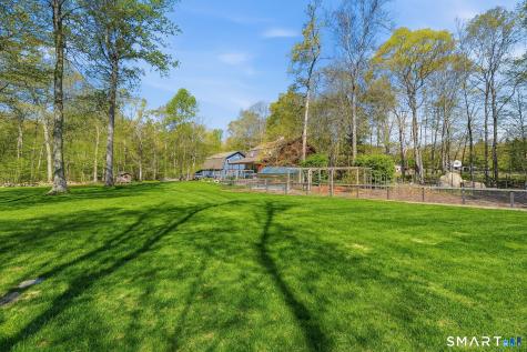 61 Mystic Road North Stonington CT 06359