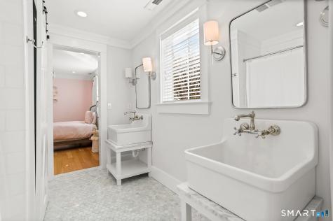 550 Penfield Road Fairfield CT 06824