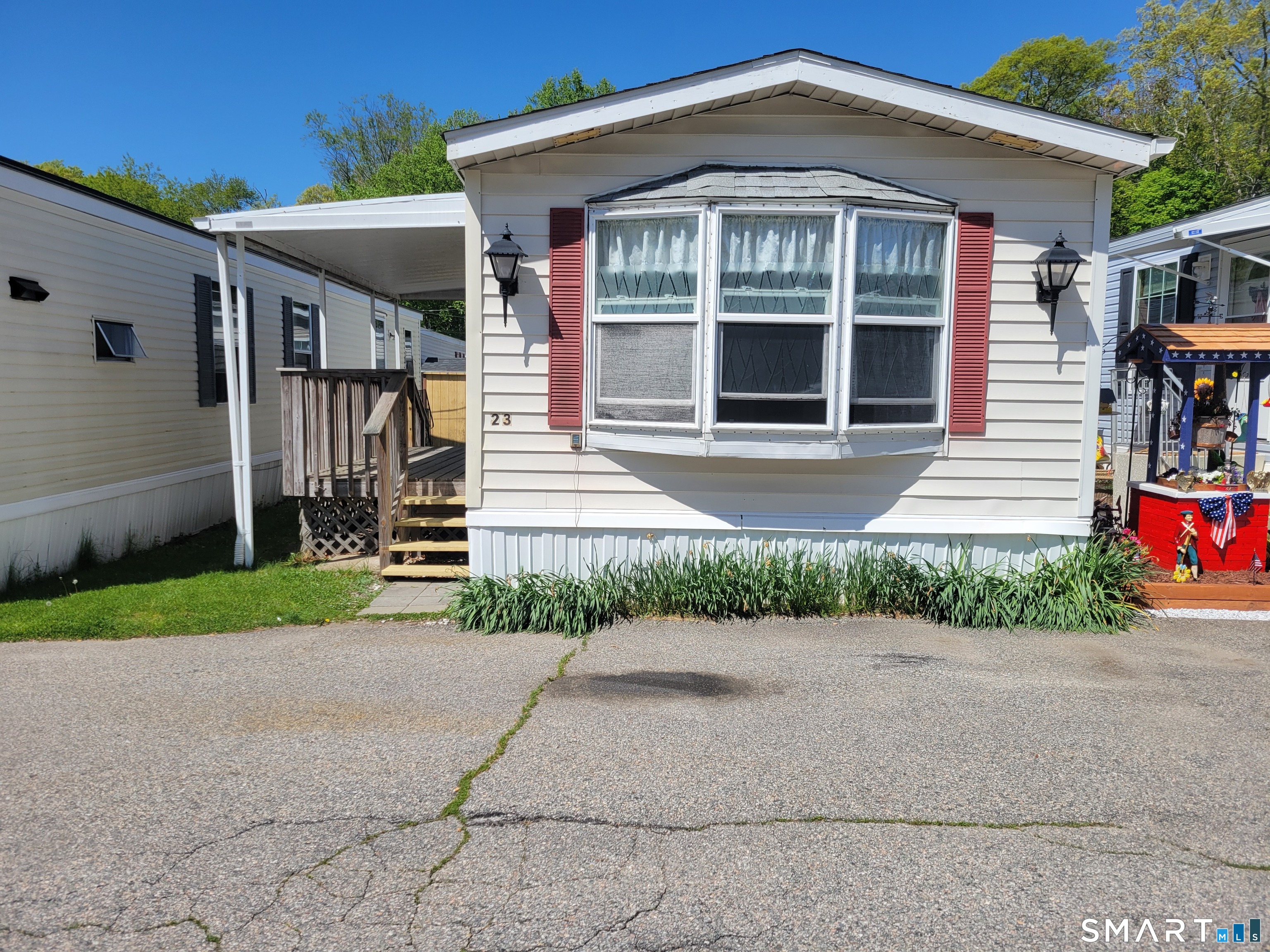 1290 North Road Groton CT 06340