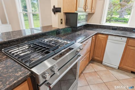 13 Juniper Road Bloomfield CT 06002