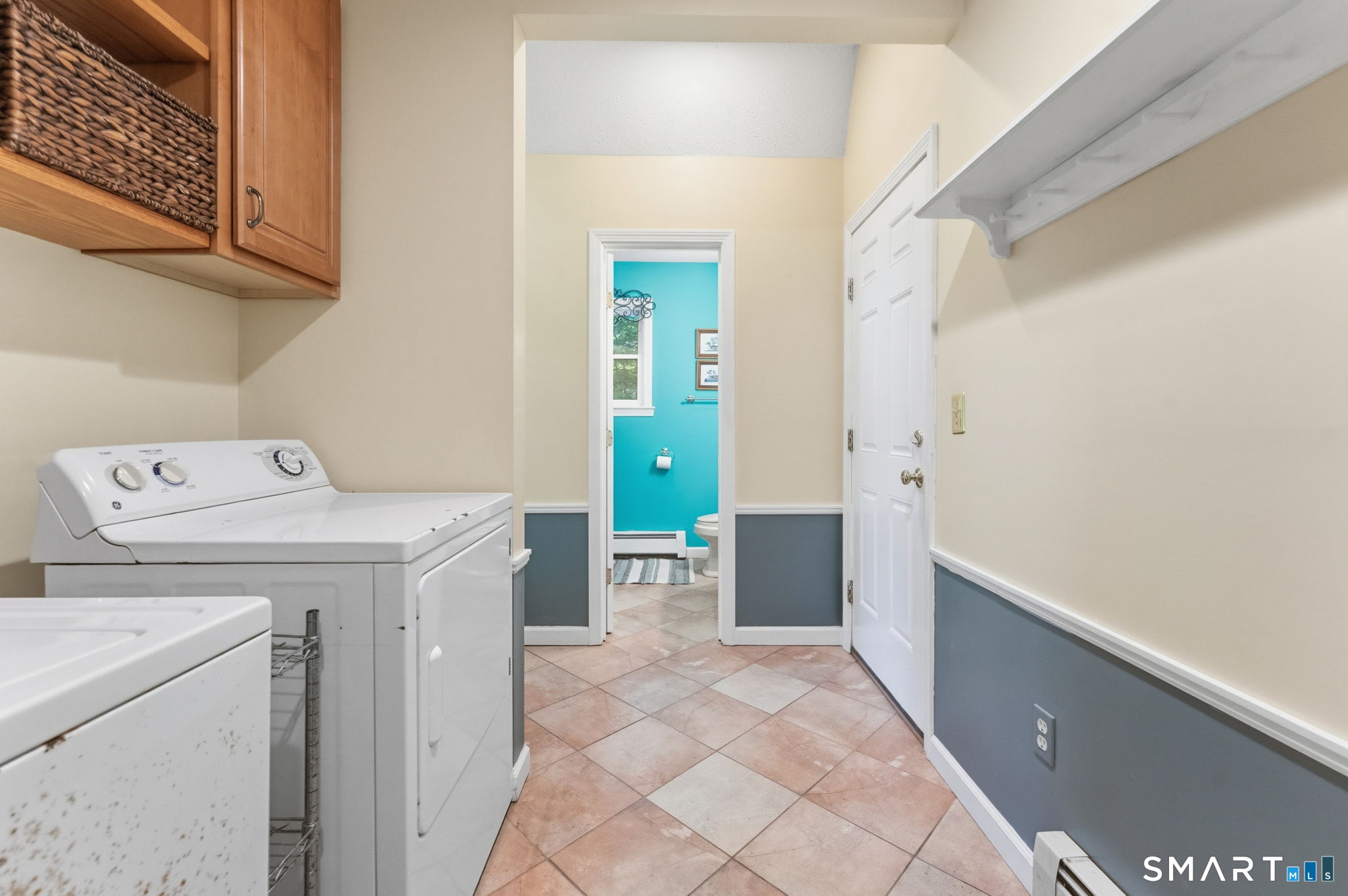 13 Juniper Road Bloomfield CT 06002
