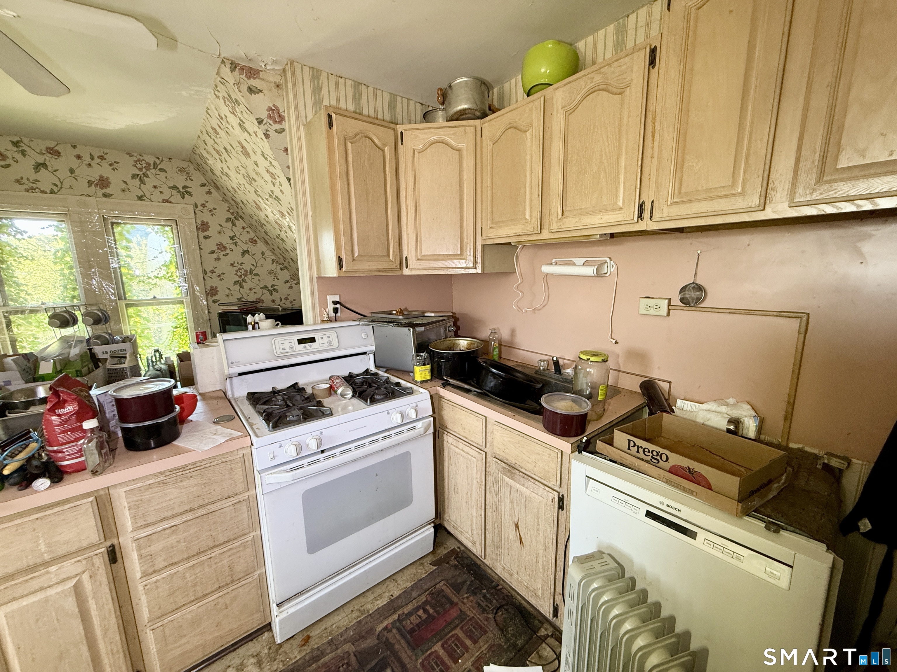 182 Collins Street Hartford CT 06105