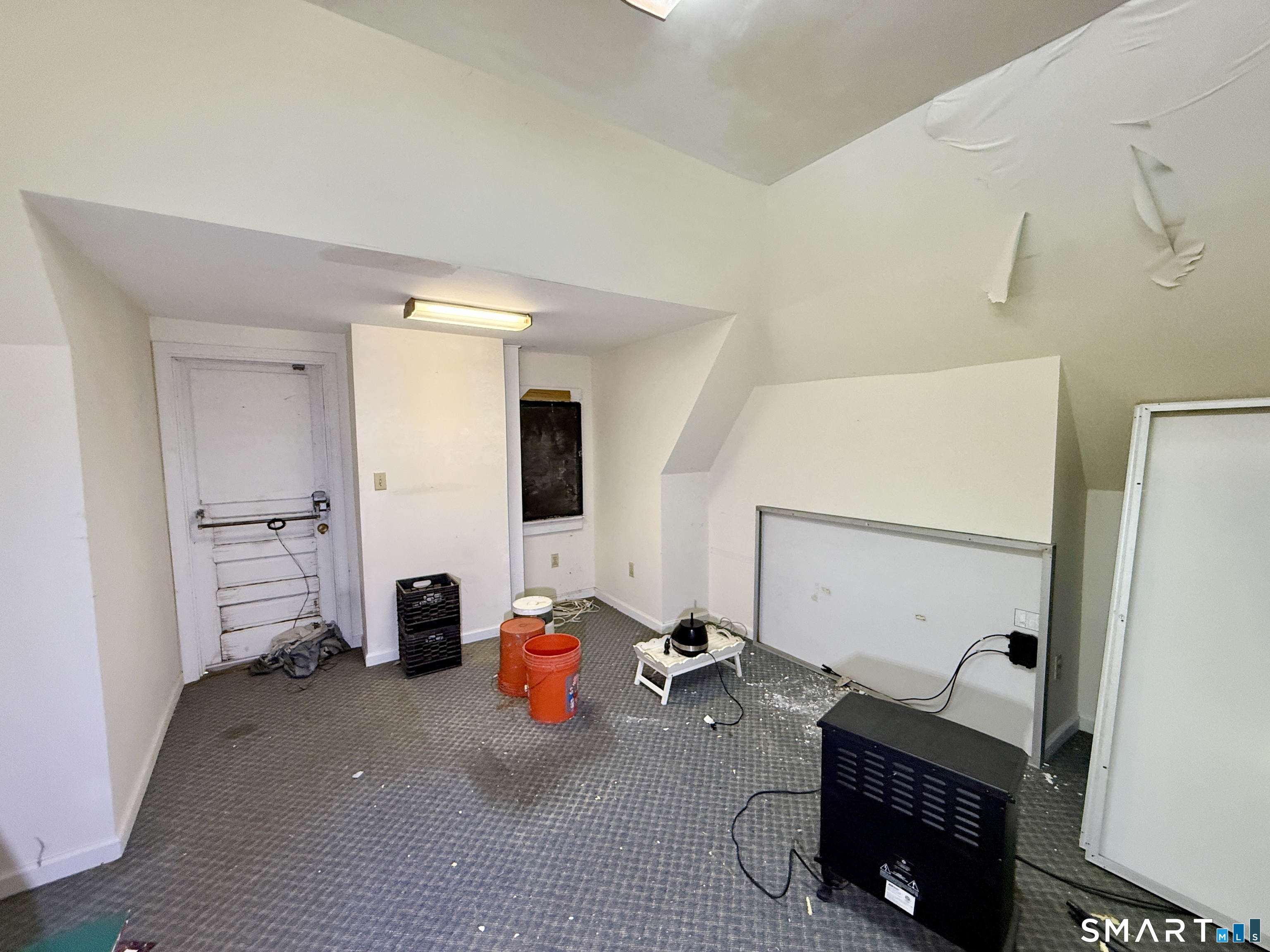182 Collins Street Hartford CT 06105