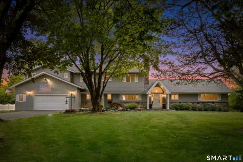132 Merrimac Drive Trumbull CT 06611