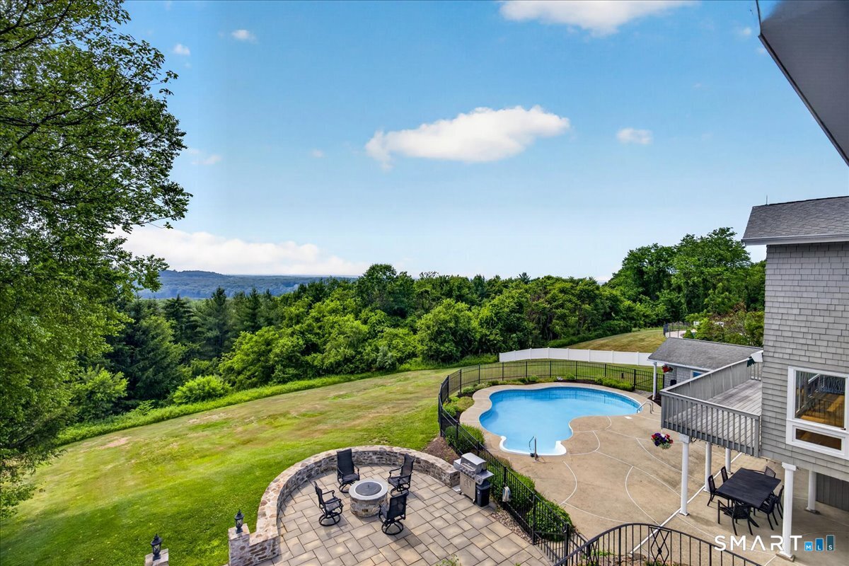 132 Merrimac Drive Trumbull CT 06611