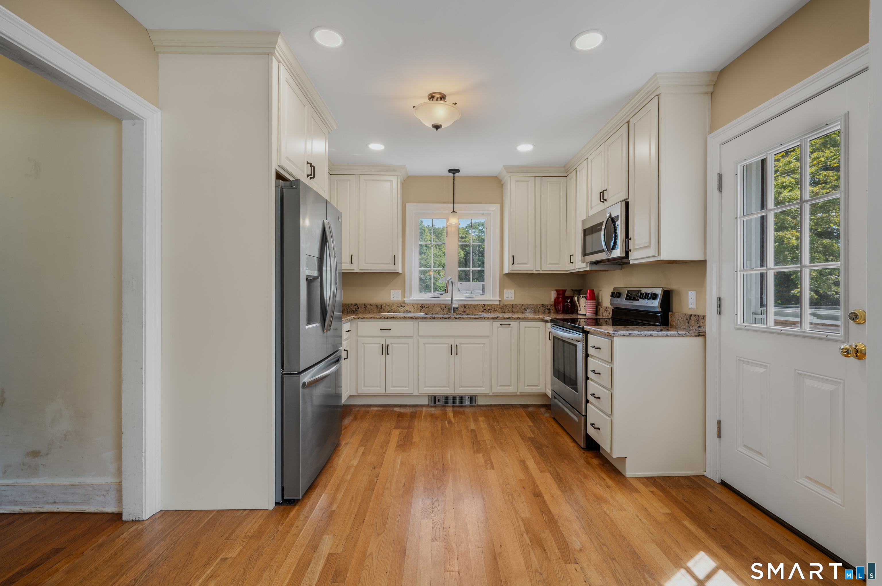 4 Cottage Street Groton CT 06340