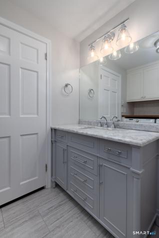 256 Beacon Hill Drive Cheshire CT 06410