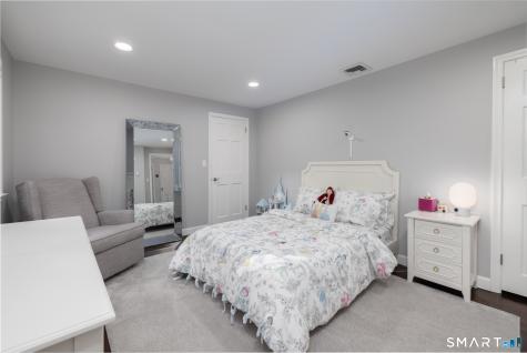 256 Beacon Hill Drive Cheshire CT 06410