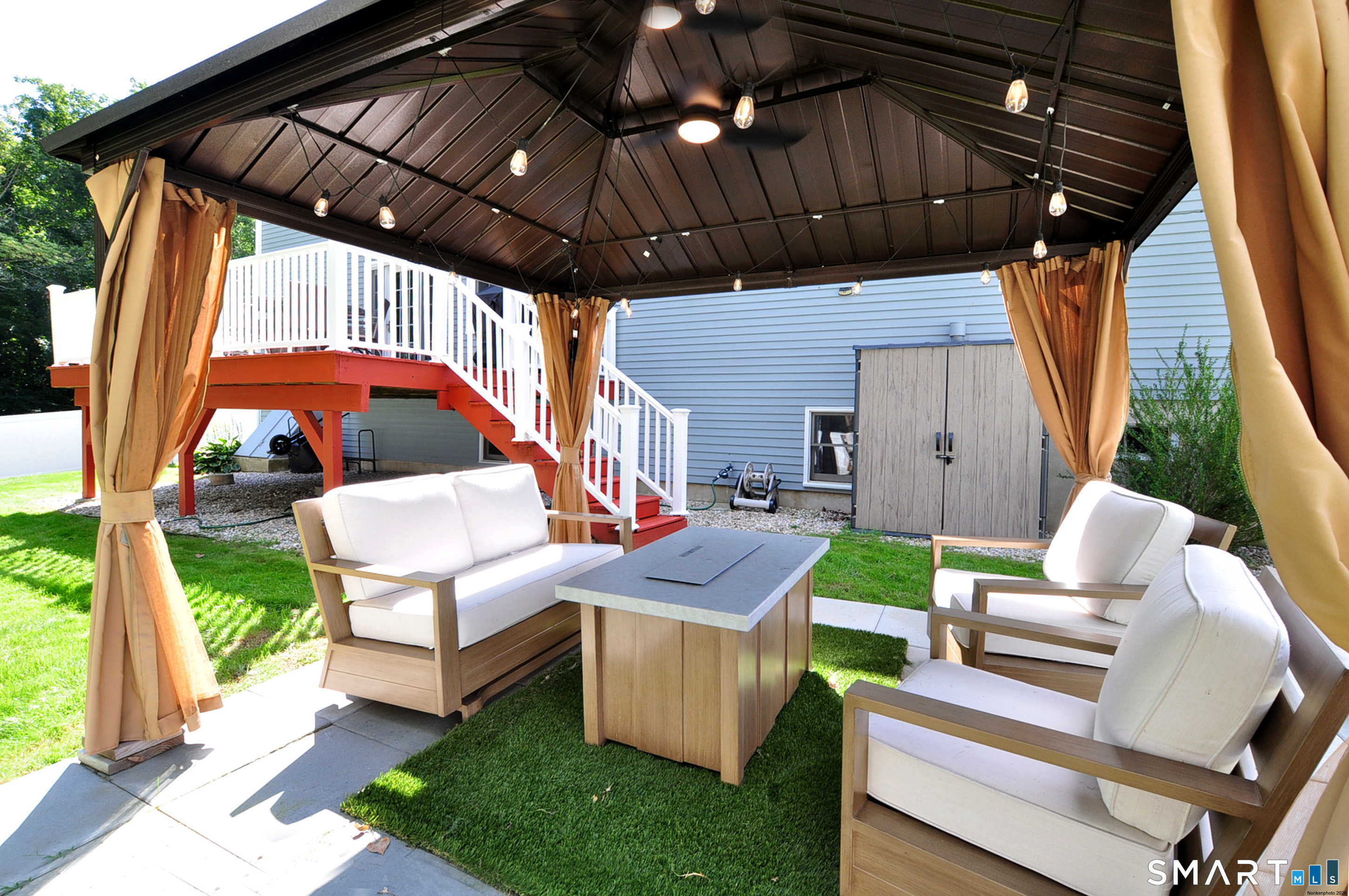 38 Milo Peck Lane Windsor CT 06095