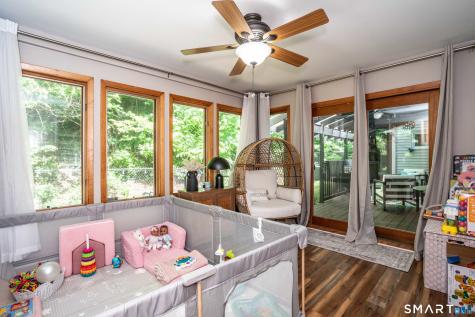 521 Shuttle Meadow Avenue New Britain CT 06052