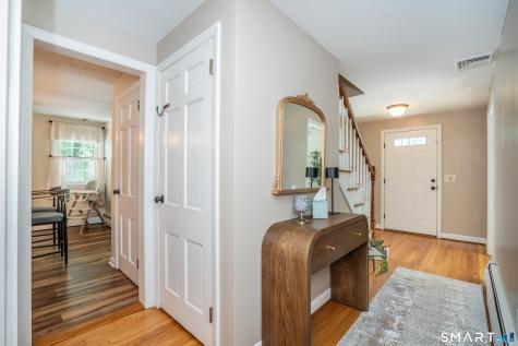 521 Shuttle Meadow Avenue New Britain CT 06052
