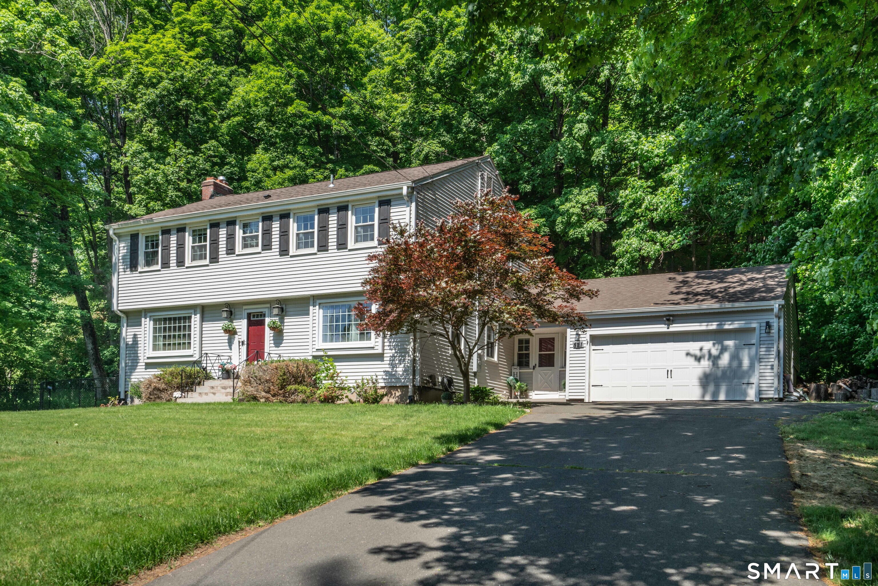521 Shuttle Meadow Avenue New Britain CT 06052