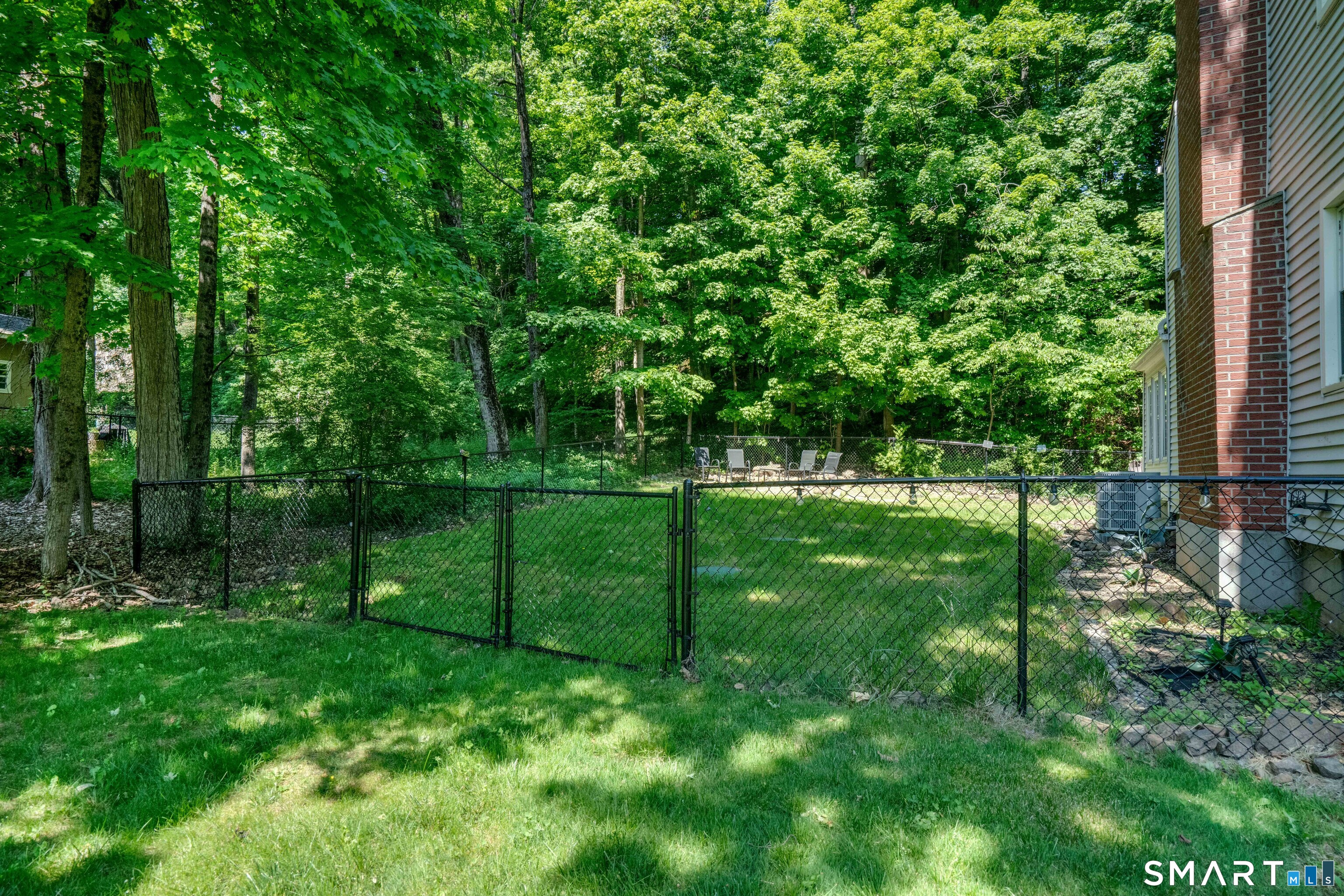 521 Shuttle Meadow Avenue New Britain CT 06052