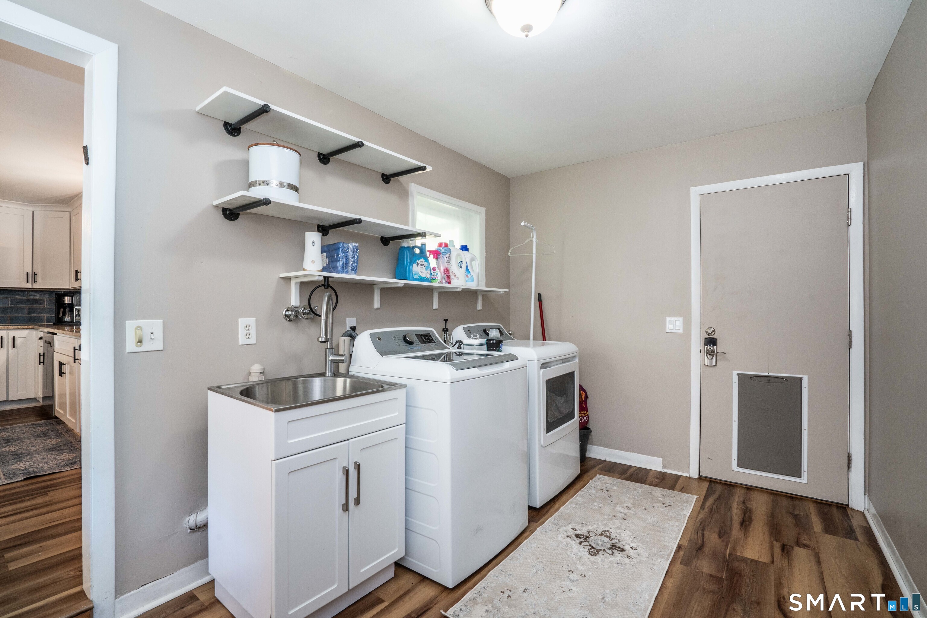 521 Shuttle Meadow Avenue New Britain CT 06052